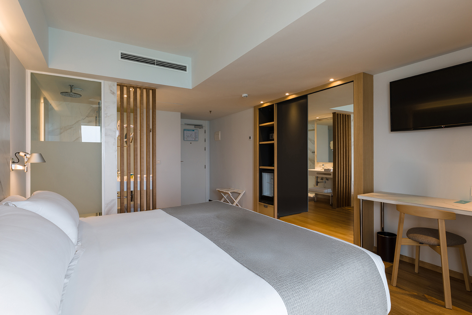 050_alta_CaleiaTalayotSpaHotel Doble Vista Mar Frontal.jpg